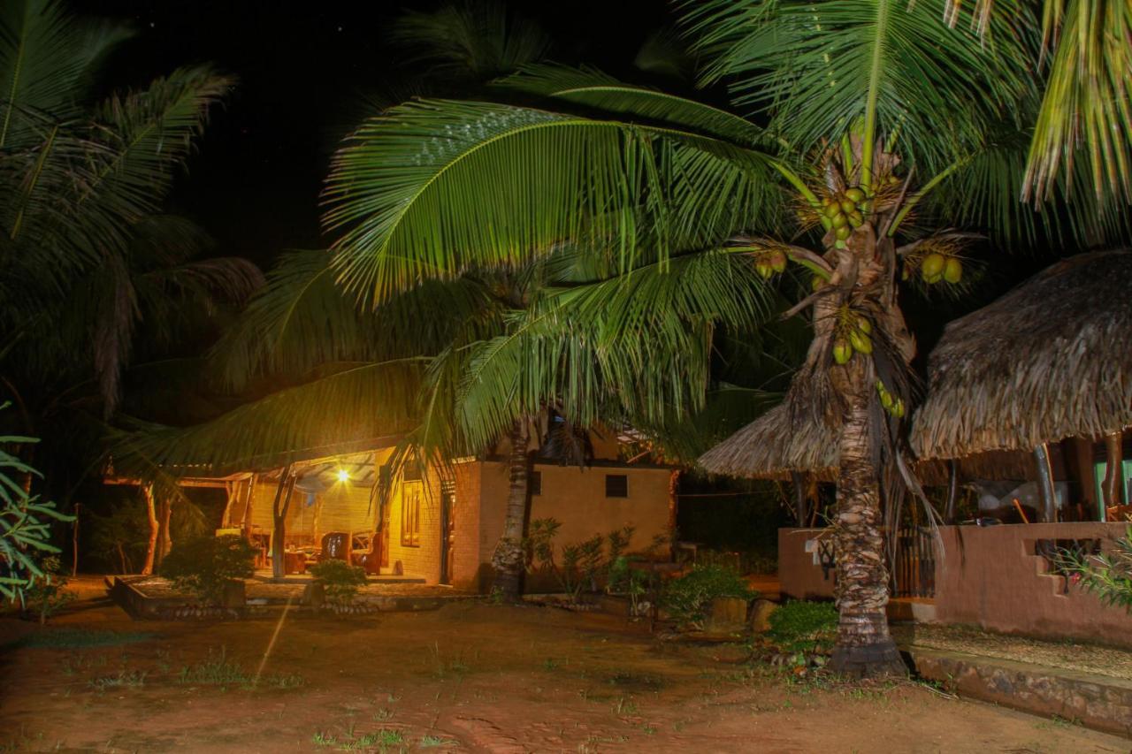 Yalaway Nature Villa Tissamaharama Buitenkant foto