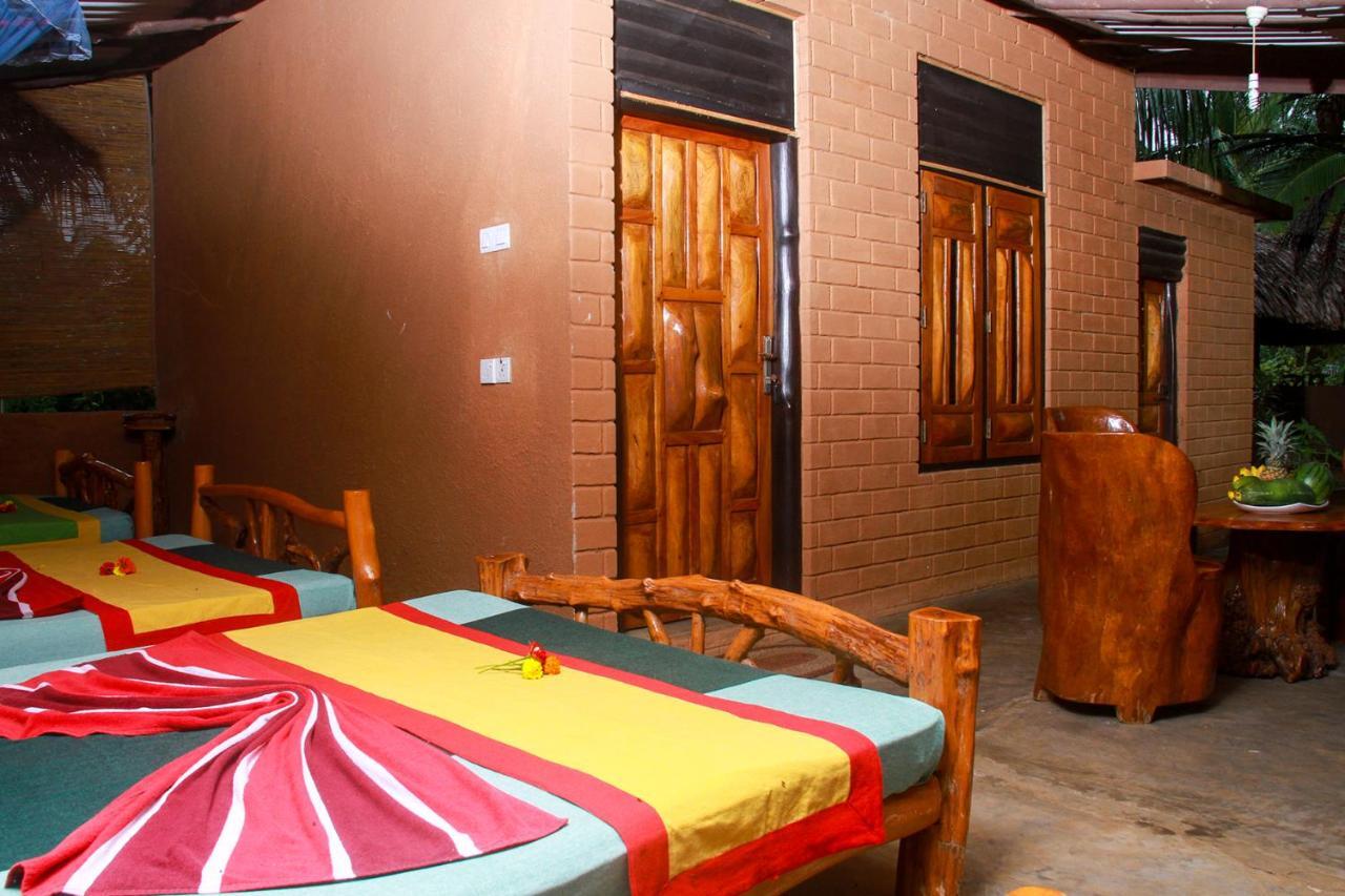 Yalaway Nature Villa Tissamaharama Buitenkant foto